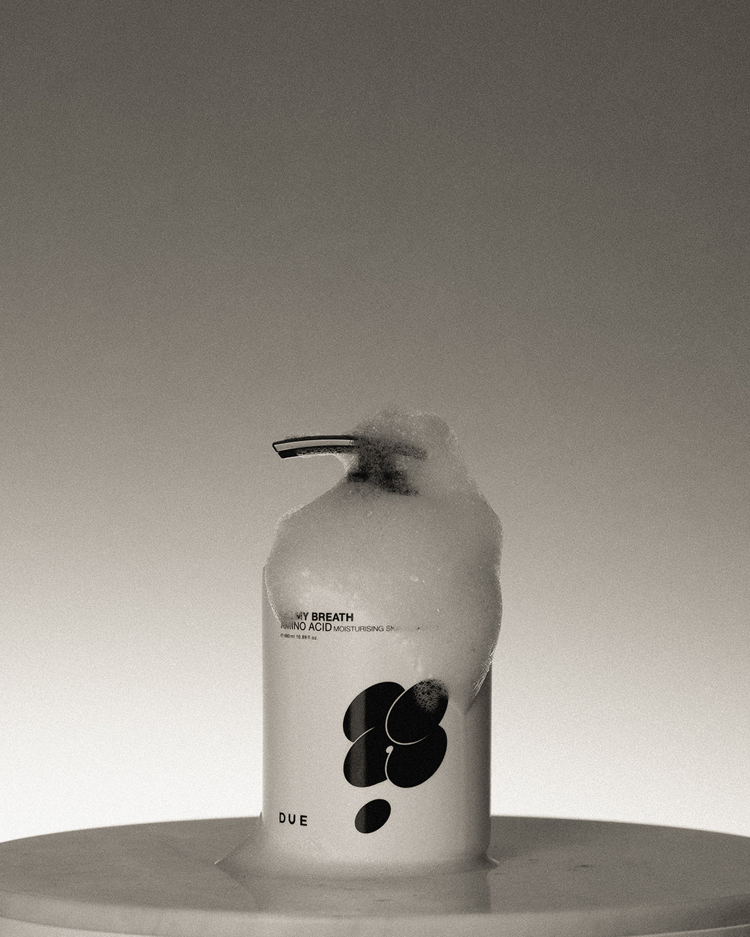 《晞沐》胺基酸保濕潔膚露 480ml (附贈棉麻束袋)