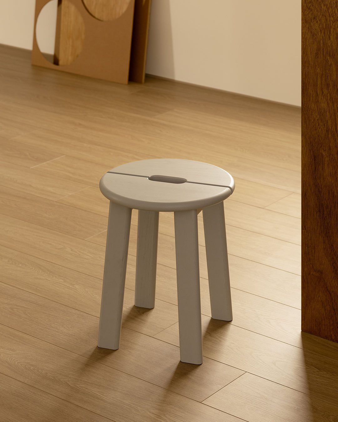 BRAVO Stool - 灰