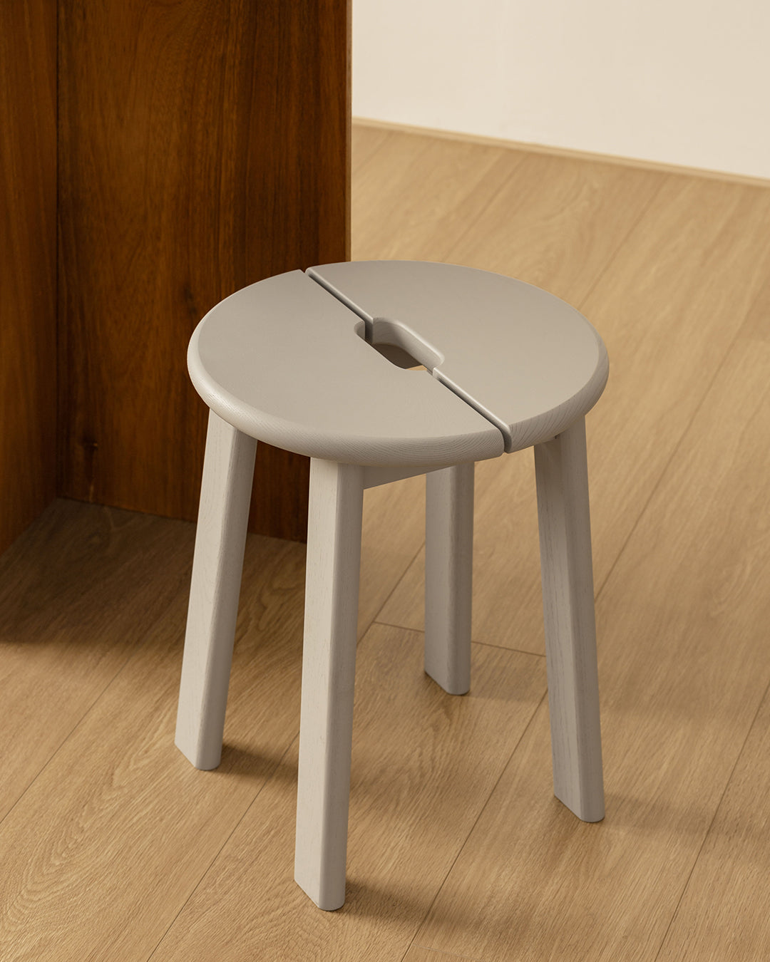 BRAVO Stool - 灰