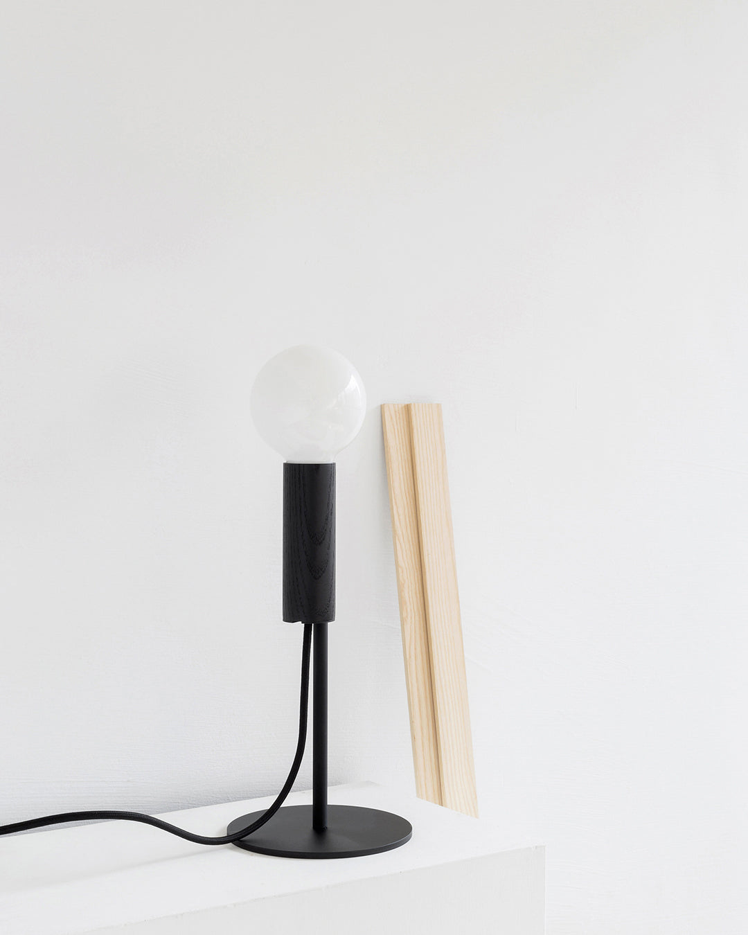 CHERRY Table Lamp - 黑