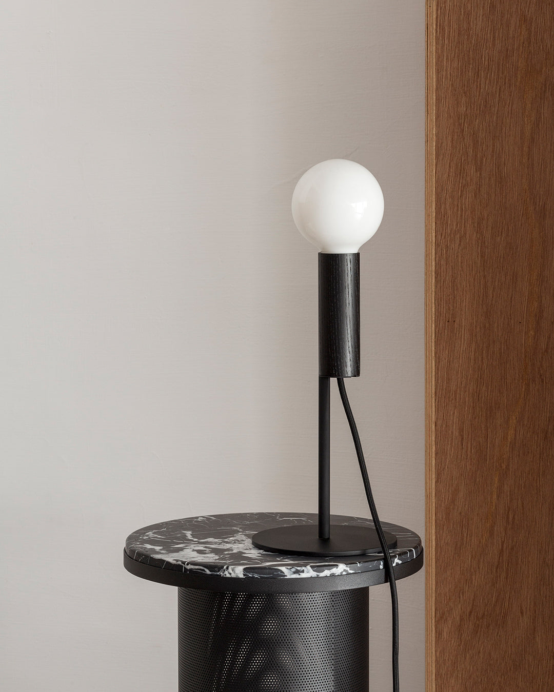 CHERRY Table Lamp - 黑